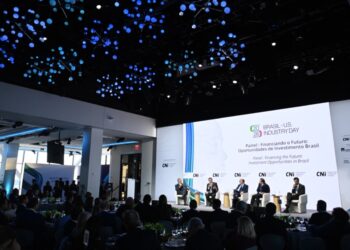 Dia da Indústria Brasil-EUA reúne lideranças para discutir investimentos e integração industrial entre Brasil e EUA